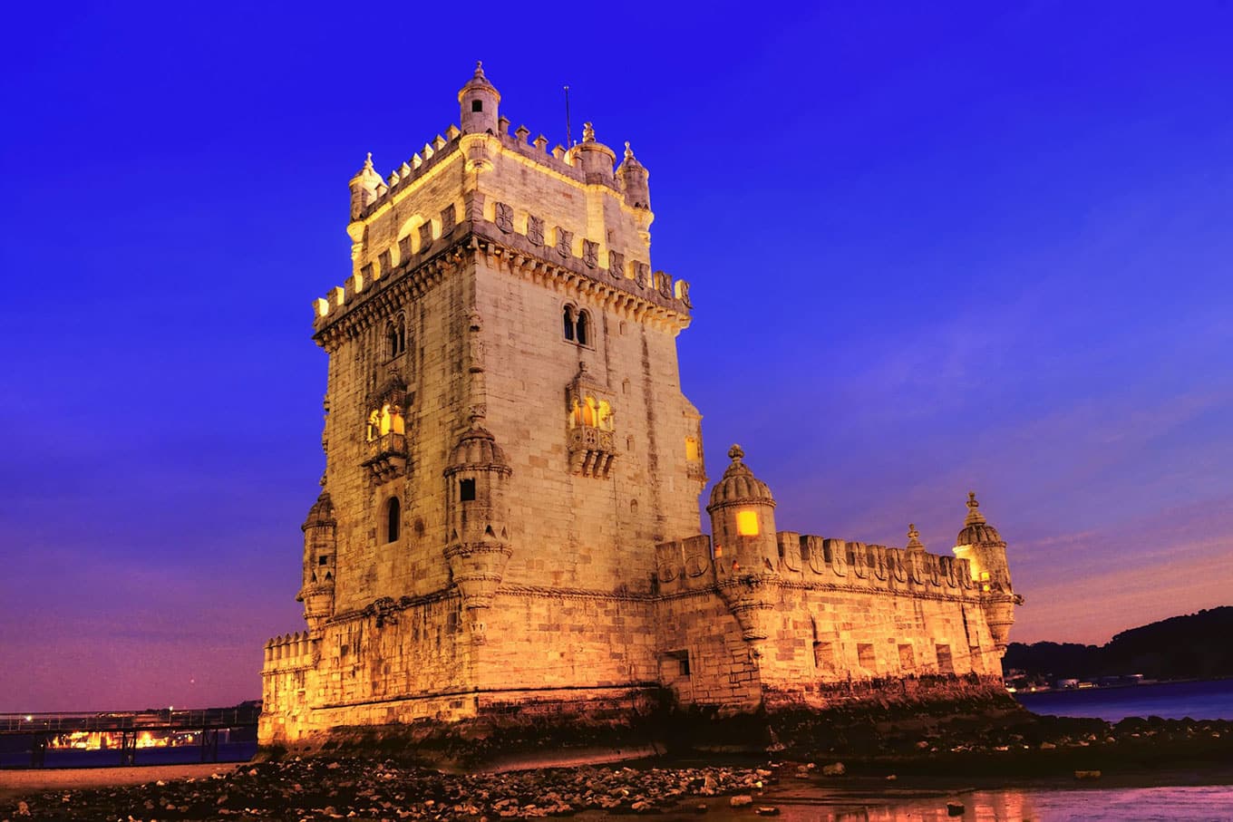 torre-de-belem noite